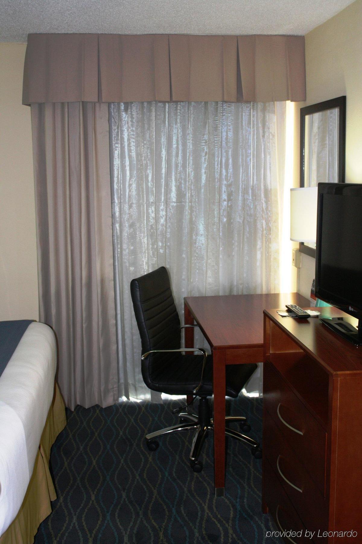 Holiday Inn Express & Suites Wilmington-University Center By Ihg Zewnętrze zdjęcie