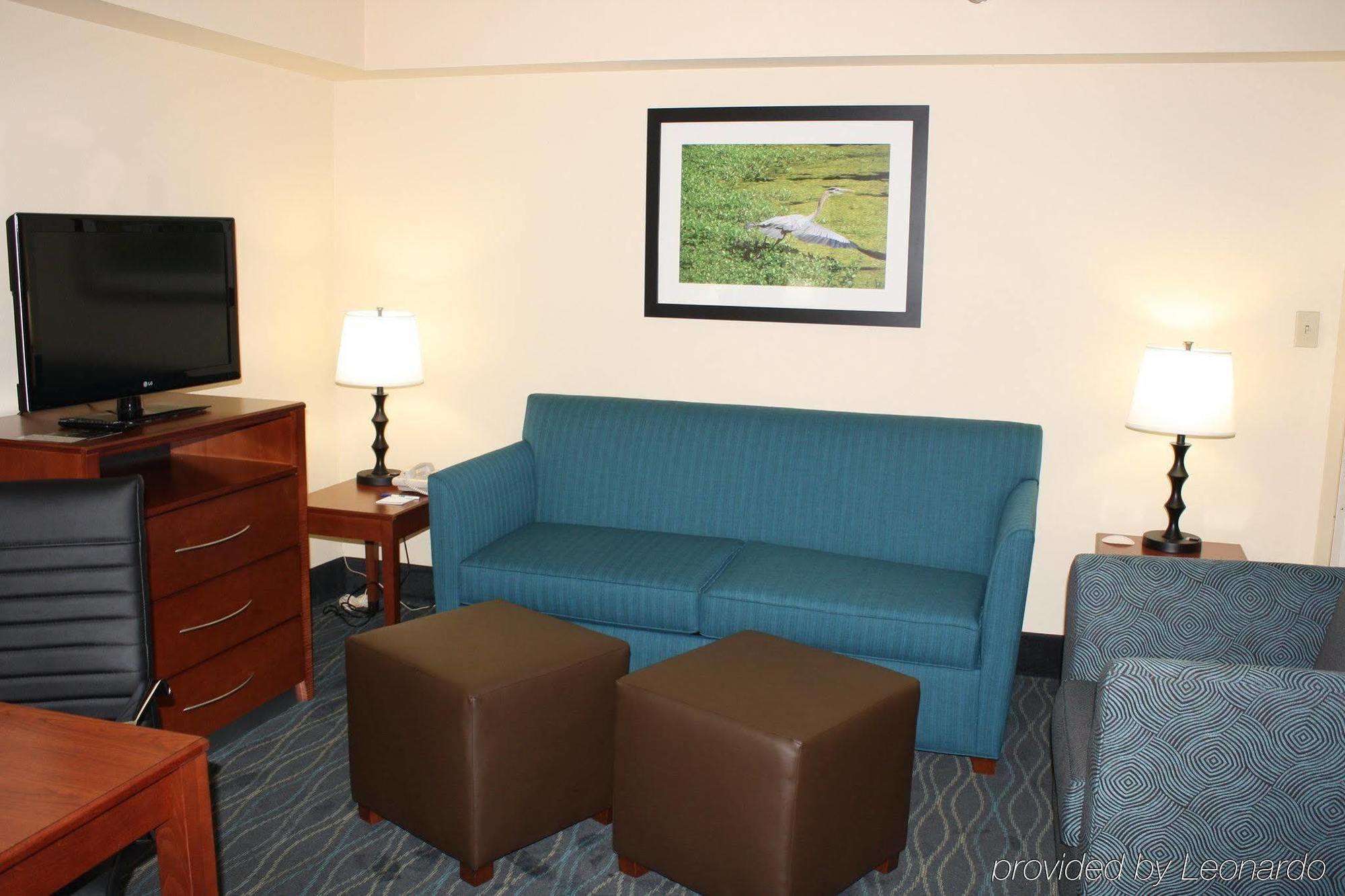 Holiday Inn Express & Suites Wilmington-University Center By Ihg Zewnętrze zdjęcie