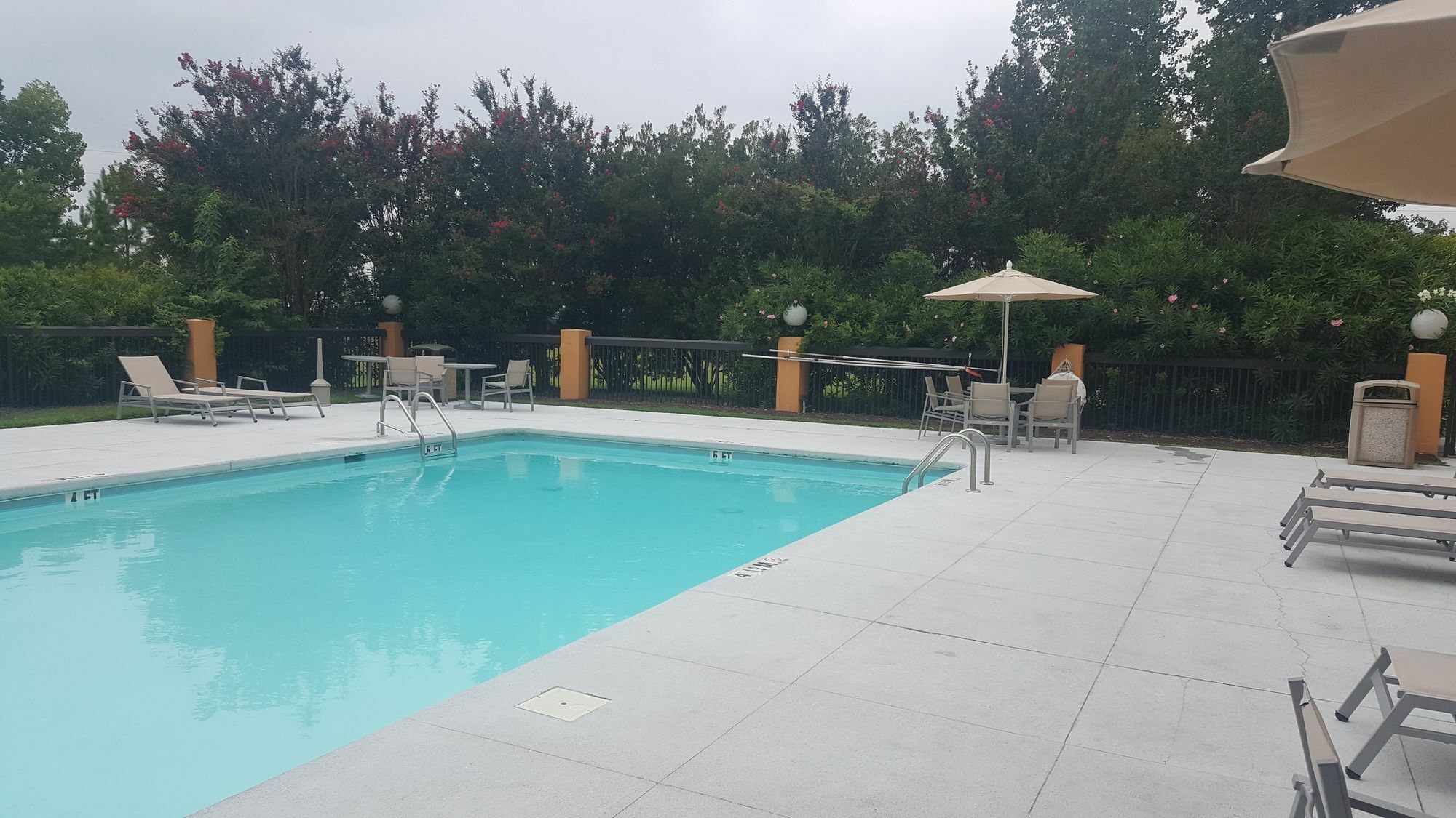 Holiday Inn Express & Suites Wilmington-University Center By Ihg Zewnętrze zdjęcie