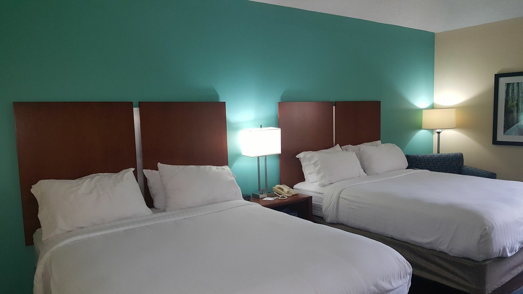 Holiday Inn Express & Suites Wilmington-University Center By Ihg Zewnętrze zdjęcie